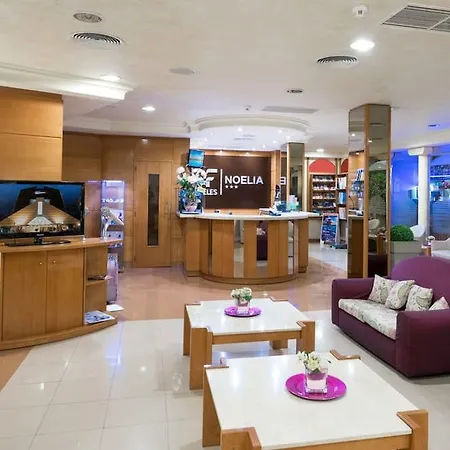 أبارتمينتوس نويليا بلايا 3*