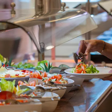 أبارتمينتوس نويليا بلايا 3*