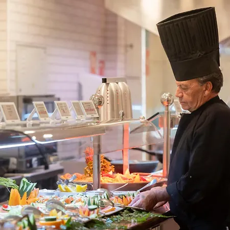 أبارتمينتوس نويليا بلايا شقة فندقية 3*