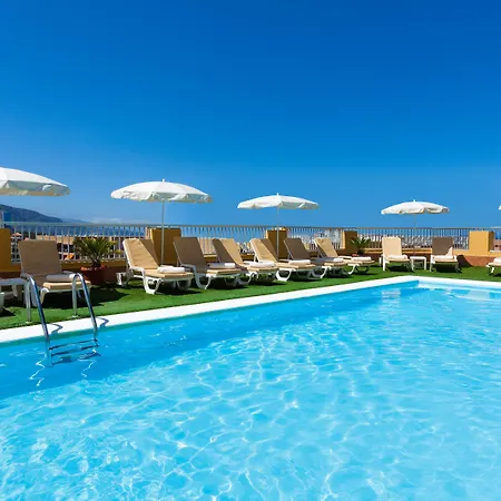 أبارتمينتوس نويليا بلايا