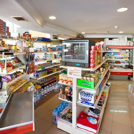 أبارتمينتوس نويليا بلايا