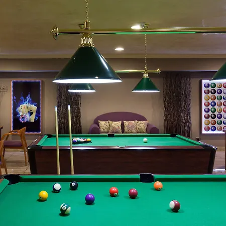 أبارتمينتوس نويليا بلايا شقة فندقية 3*