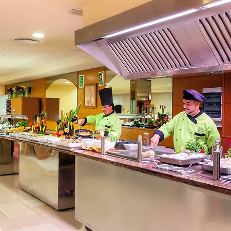 أبارتمينتوس نويليا بلايا شقة فندقية