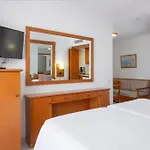شقة فندقية Gf Noelia 3*