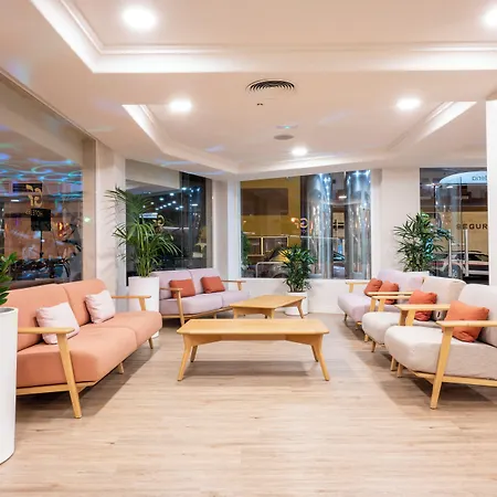 Gf Noelia Apartahotel 3*